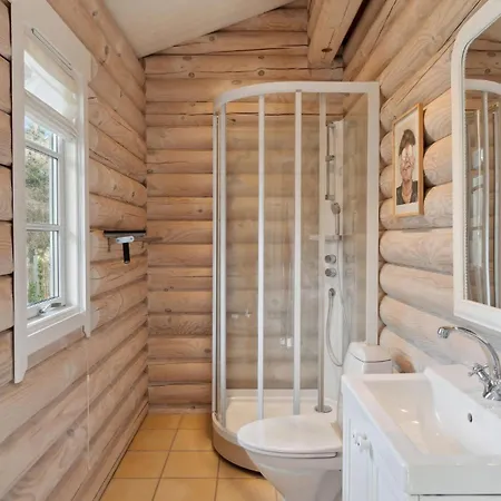 Holiday home In With Wifi *