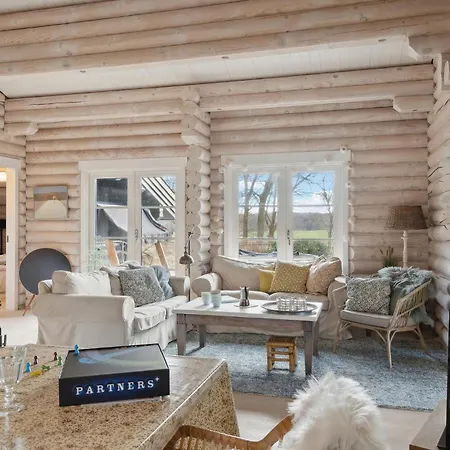 Сasa de vacaciones In With Wifi